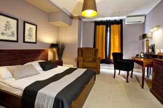Отель Hotel Szara Willa Ополе Двухместный номер Делюкс с 1 кроватью или 2 отдельными кроватями-64